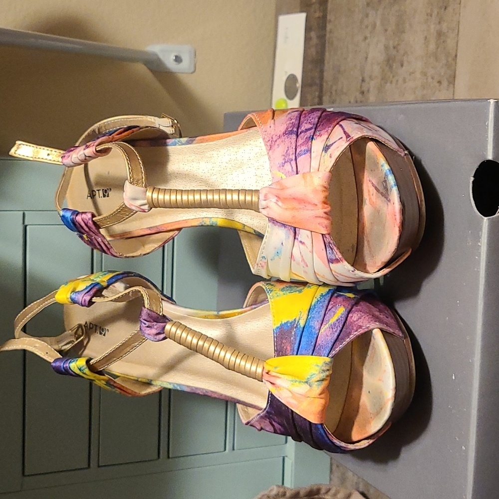 Apt. 9 Heels